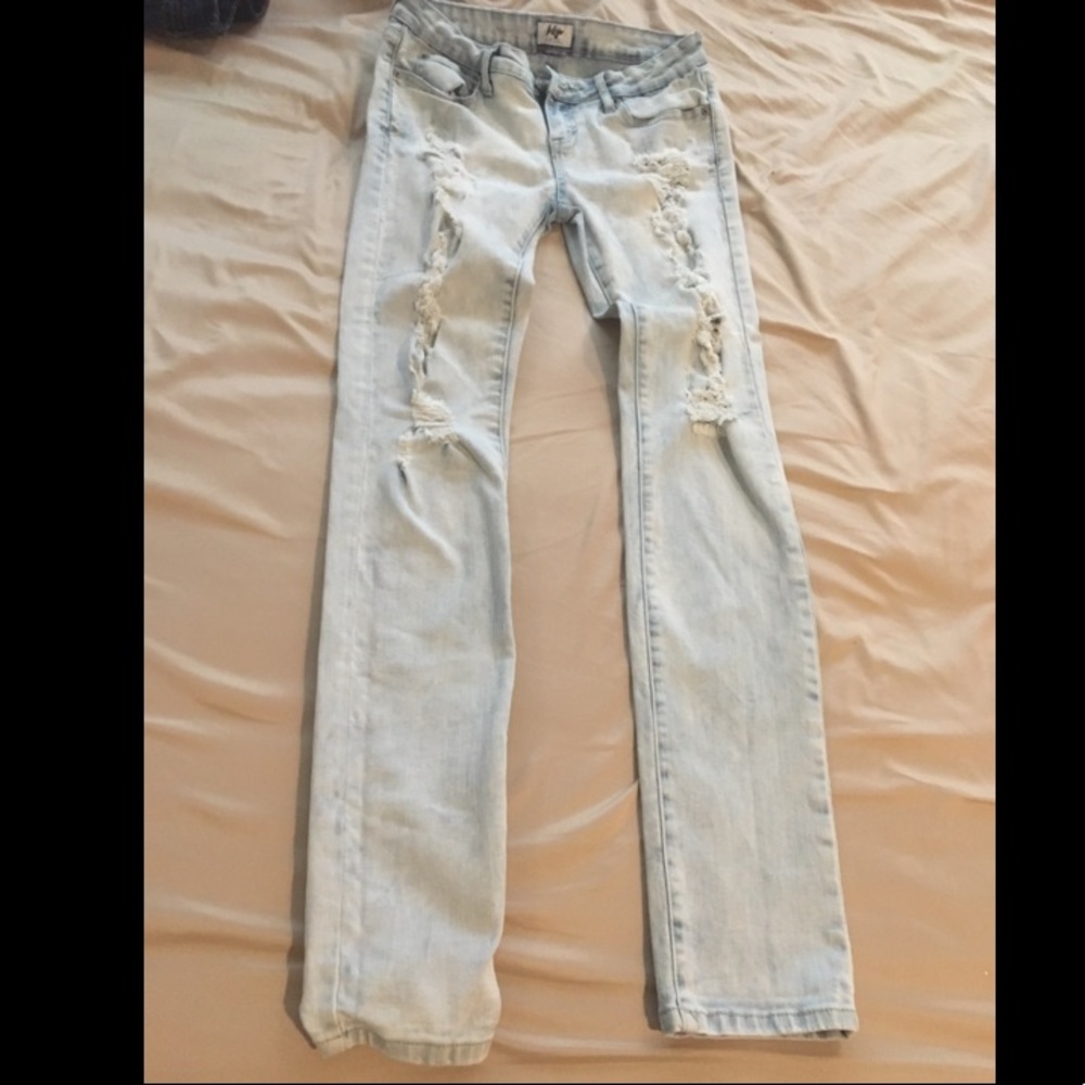 Light wash ripped jeans